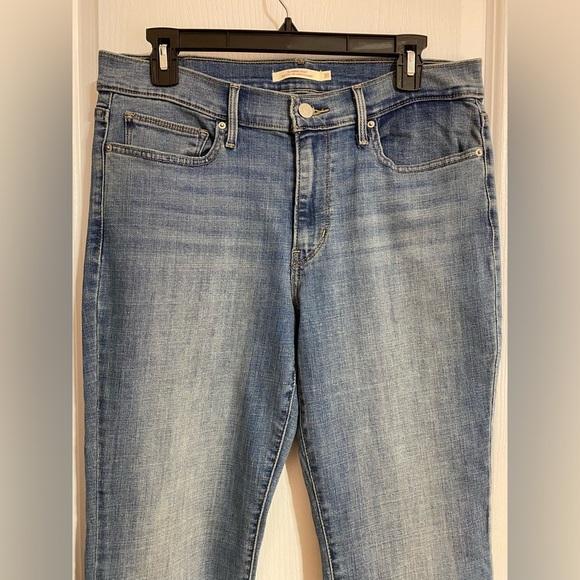 Levi's Slimming Boot Cut High Waist Blue Denim Jeans Size 31 - Picture 6 of 11